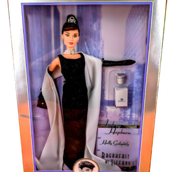 Audrey Hepburn as Holly Golightly in Breakfast at Tiffany's del 1998