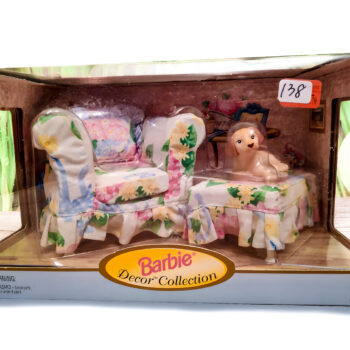 Barbie Decor Collection Loveseat & Dog del 1998