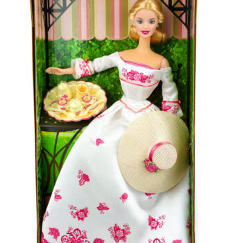 Barbie Victorian Tea 2002