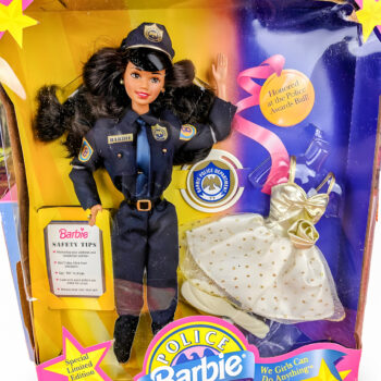 Christie Police Officer del 1993