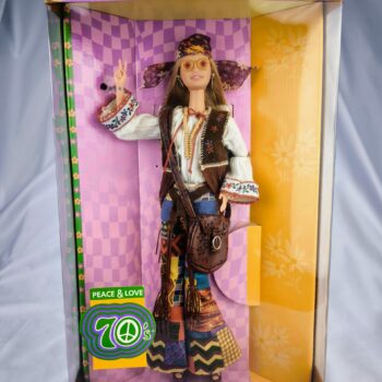 Barbie Peace & Love 70's del 2000