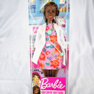 Barbie AA You Can Be Anything Doctor de 2020