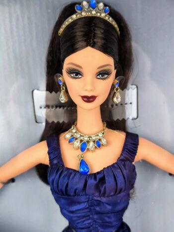 Barbie Queen of Sapphires del 2000 - Imagen 2