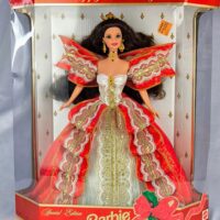 Barbie Happy Holidays de 1997 (caja dañada)