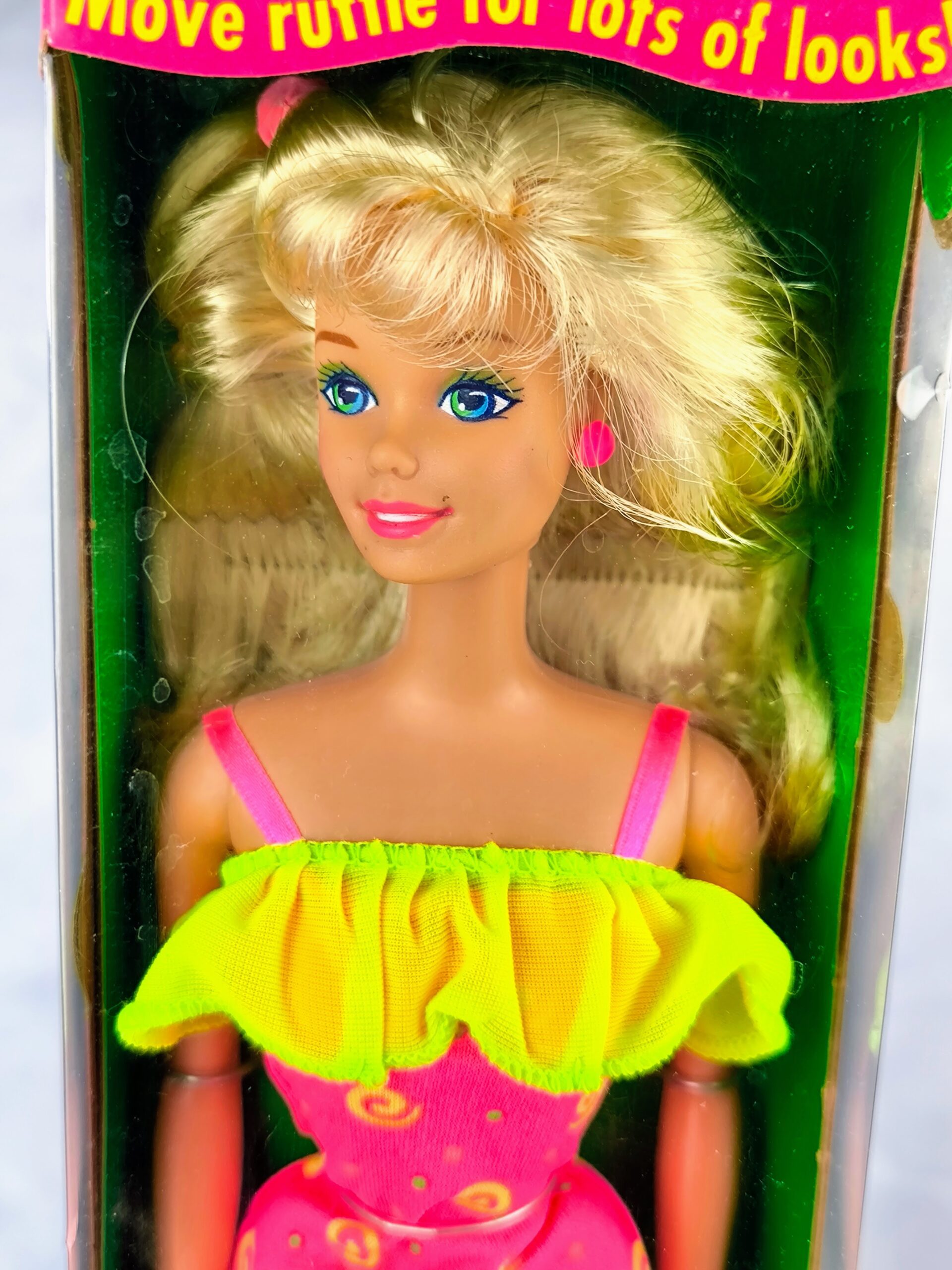 Barbie Ruffle Fun de 1994 - Imagen 2
